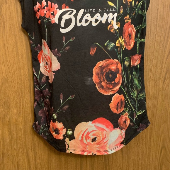 Max Black Floral Muscle Shirt - Picture 2 of 2